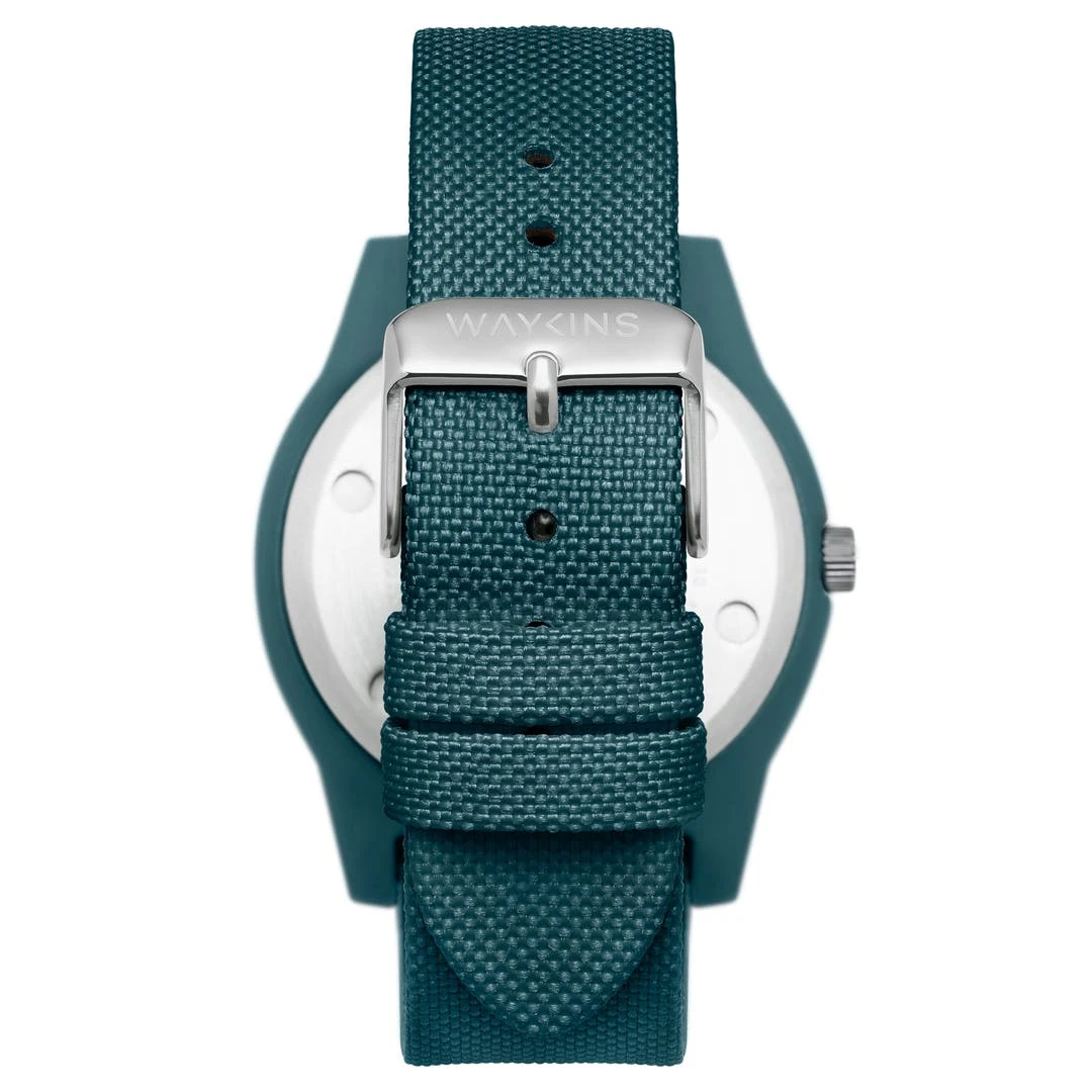 Waykins Recapture | Montre Bleue En Matériaux Recyclés 8 Waykins Recapture | Montre Bleue En Matériaux Recyclés – Image 6