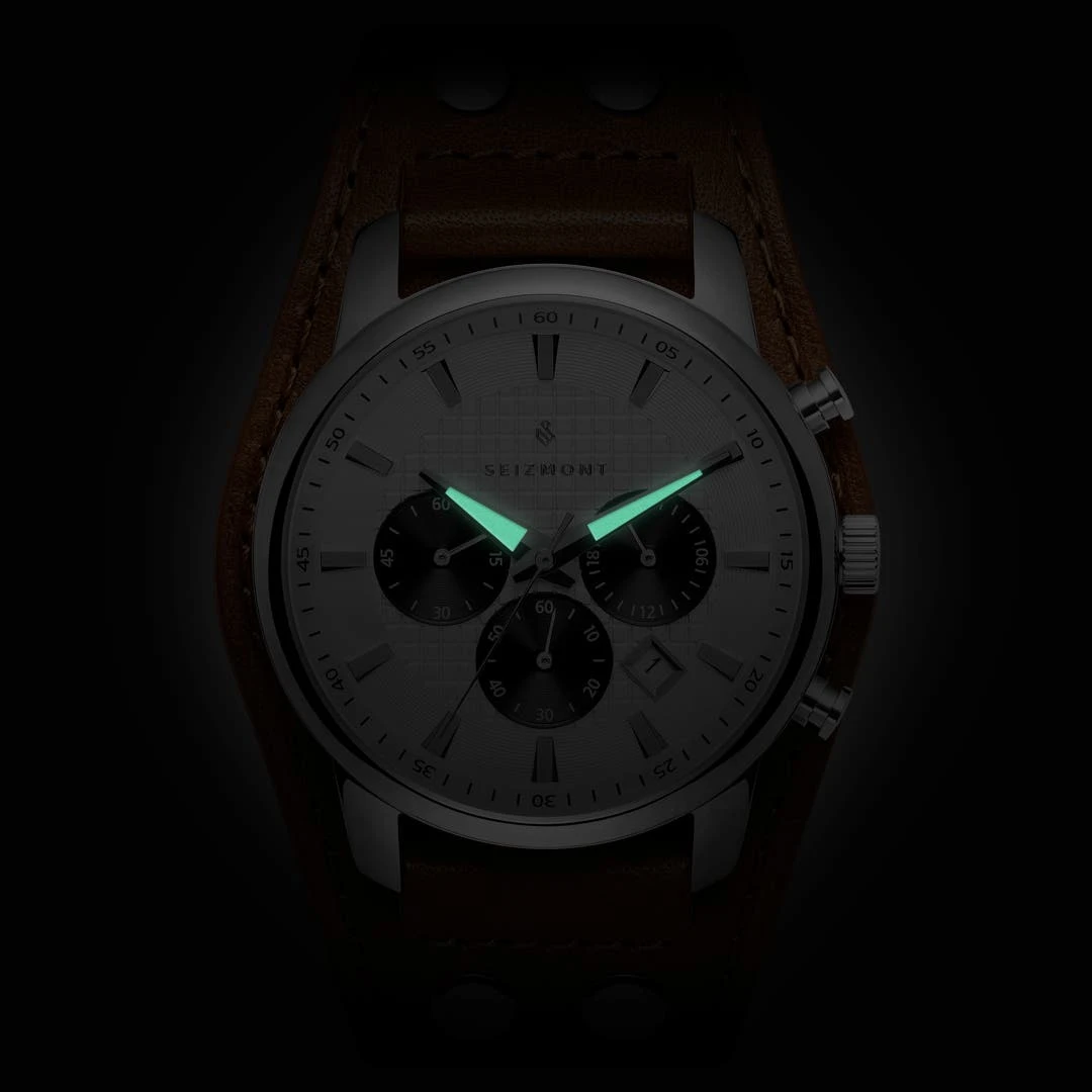 Seizmont Iphios | Montre Chronographe Blanche Et Brune En Acier Inoxydable Avec Bracelet Manchette En Cuir 4 Seizmont Iphios | Montre Chronographe Blanche Et Brune En Acier Inoxydable Avec Bracelet Manchette En Cuir – Image 2