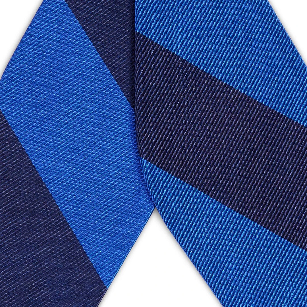 Trendhim Noeud Papillon En Soie à Rayures Bleu Royal Et Bleu Marine 4 Trendhim Noeud Papillon En Soie à Rayures Bleu Royal Et Bleu Marine – Image 2