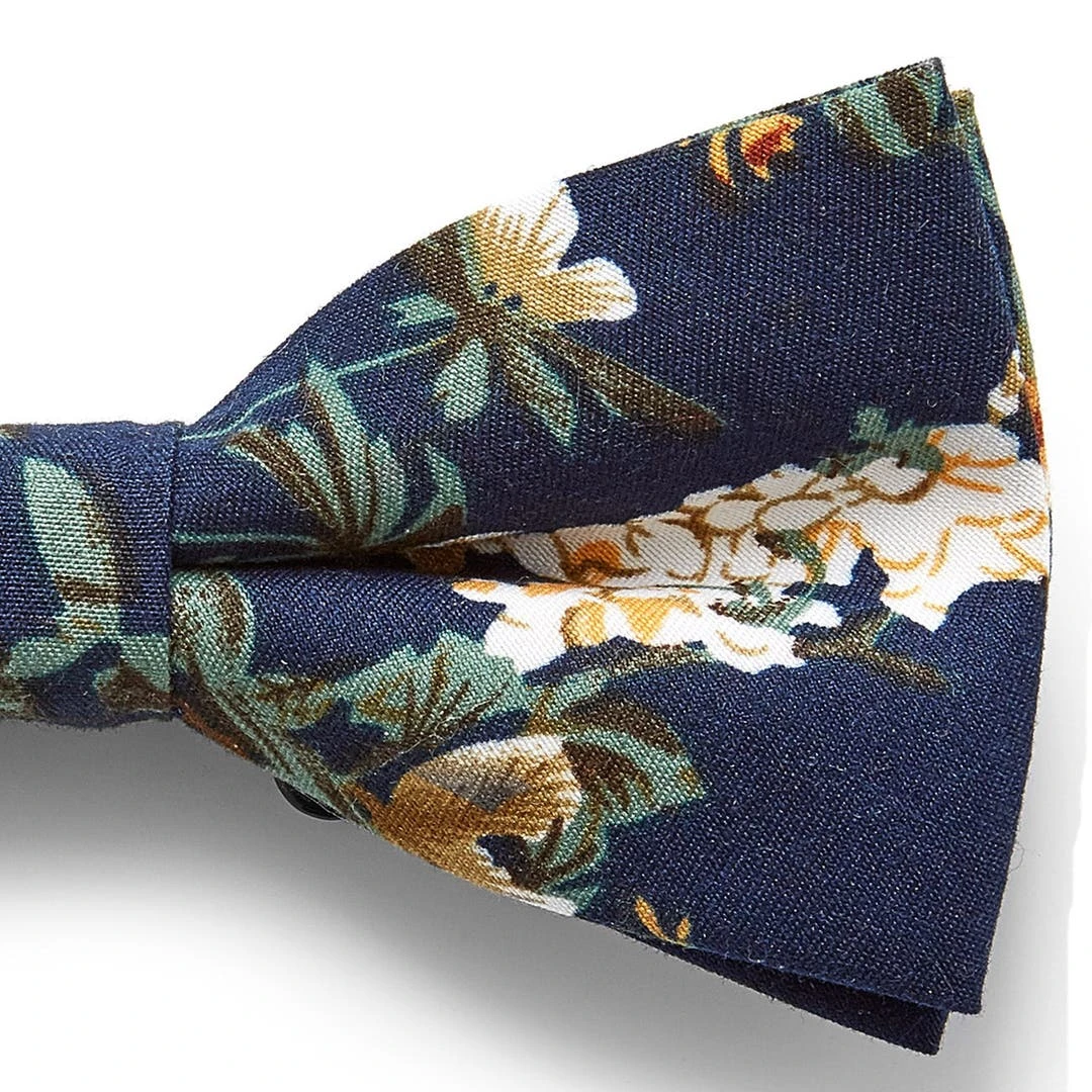 Tailor Toki Nœud Papillon Rétro Floral Bleu 4 Tailor Toki Nœud Papillon Rétro Floral Bleu – Image 2