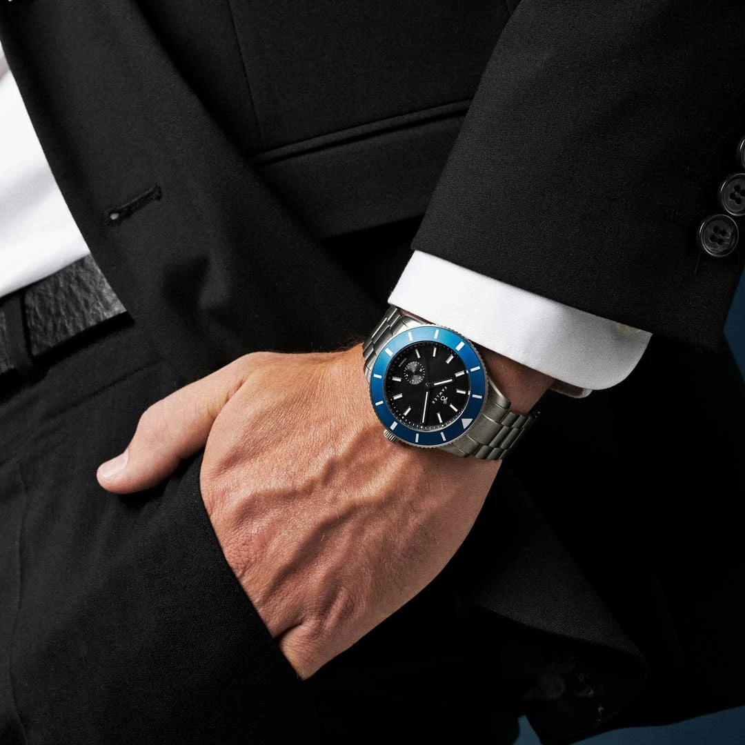Fawler Makalu | Montre De Plongée En Titane Brossé Avec Lunette Bleue 4 Fawler Makalu | Montre De Plongée En Titane Brossé Avec Lunette Bleue – Image 2
