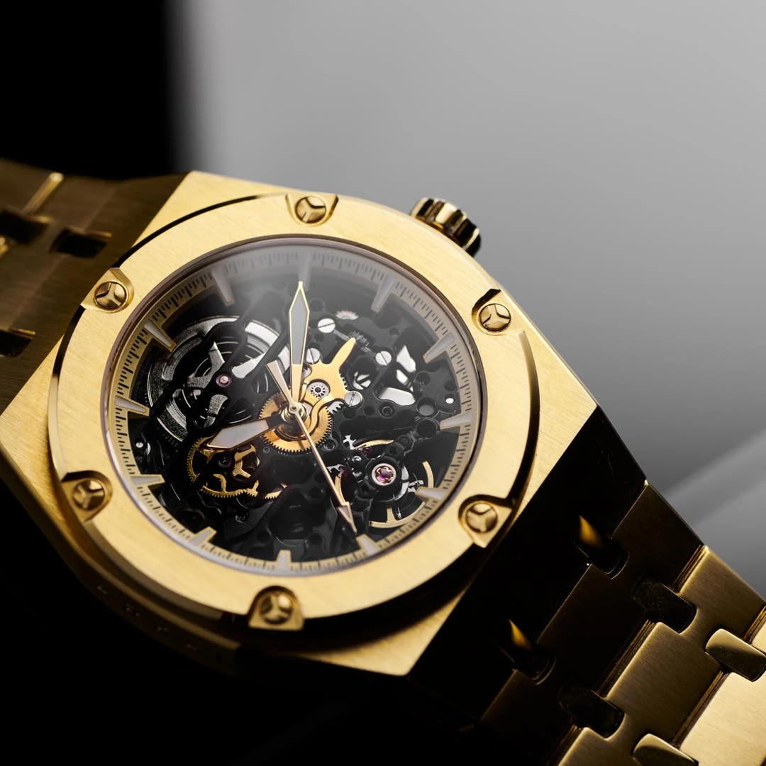 Arkai Montre Squelette Automatique Dorée Aadi Mamut 7 Arkai Montre Squelette Automatique Dorée Aadi Mamut – Image 5