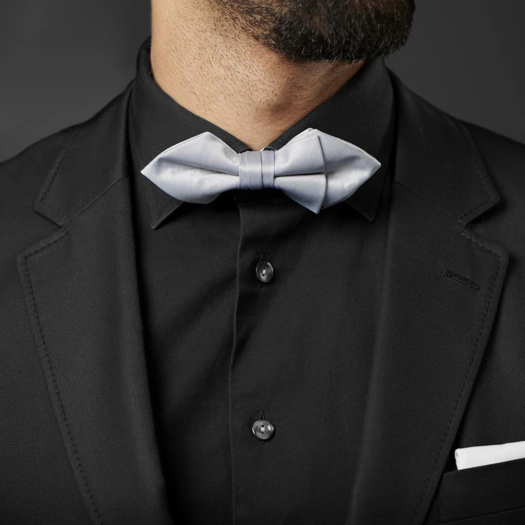 Trendhim Noeud Papillon Classique En Pointes Gris Clair 5 Trendhim Noeud Papillon Classique En Pointes Gris Clair – Image 3