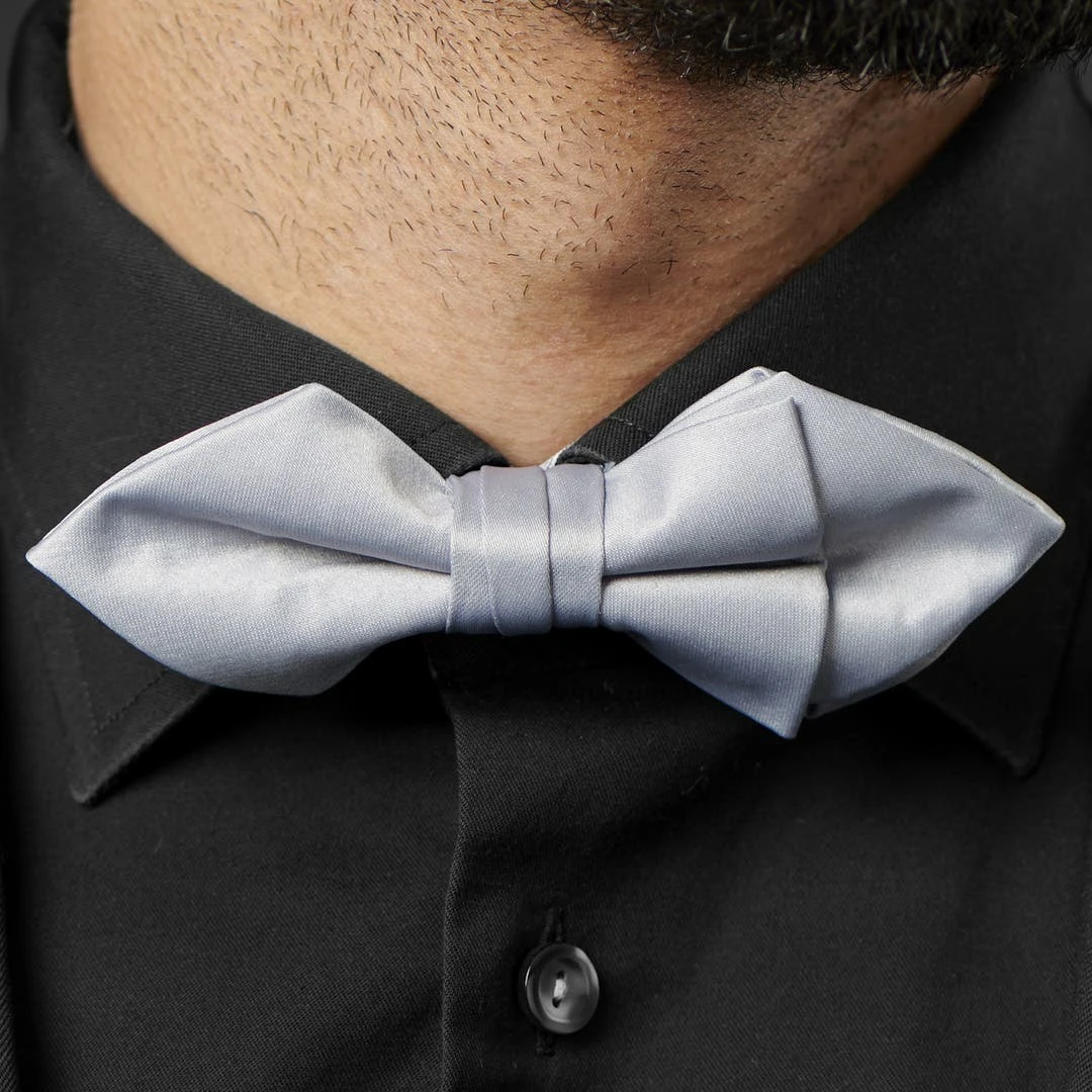 Trendhim Noeud Papillon Classique En Pointes Gris Clair 8 Trendhim Noeud Papillon Classique En Pointes Gris Clair – Image 6