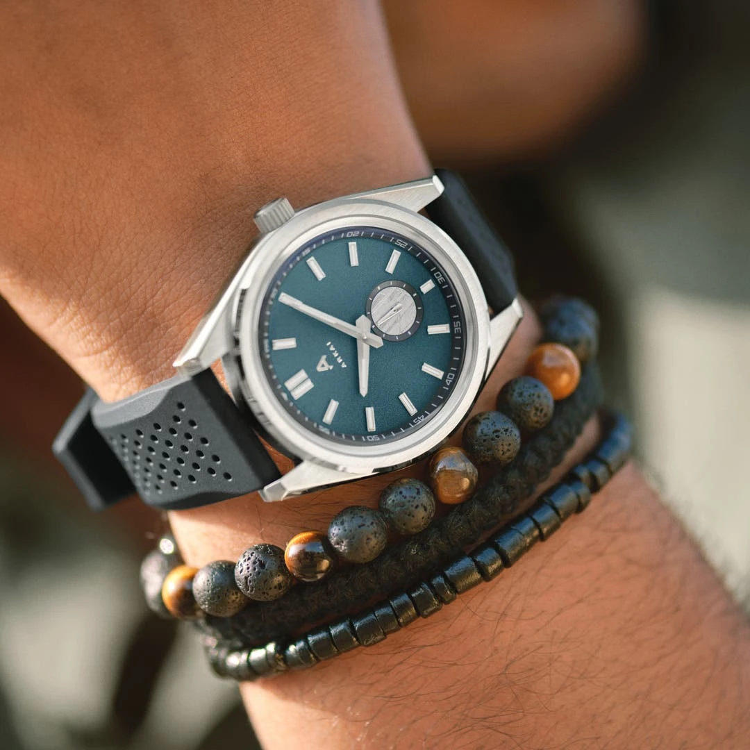 Arkai Mond | Montre Meteorite En Acier Inoxydable Argenté Et Bleu 5 Arkai Mond | Montre Meteorite En Acier Inoxydable Argenté Et Bleu – Image 3