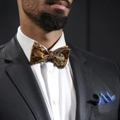 Tailor Toki Noeud Papillon à Motif Cachemire Brun & Or 9 Tailor Toki Noeud Papillon à Motif Cachemire Brun & Or -Trendhim en ligne rst megashoot bowties 11700 2