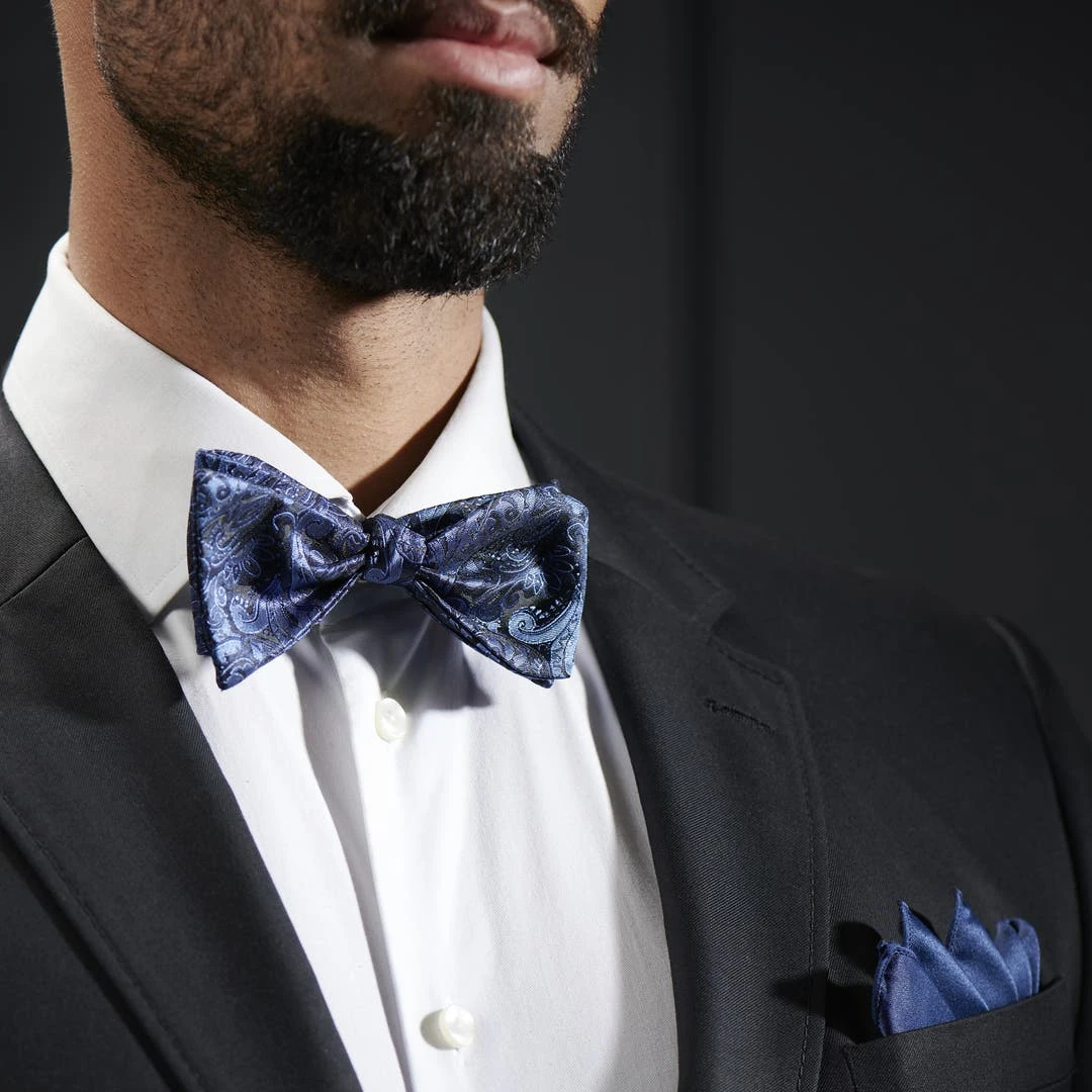 Tailor Toki Noeud Papillon Motif Cachemire Marine & Bleu 5 Tailor Toki Noeud Papillon Motif Cachemire Marine & Bleu – Image 3